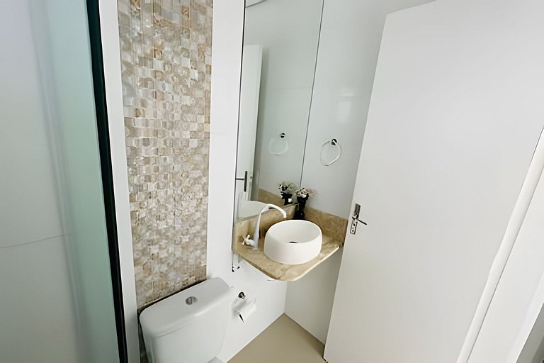Apartamento em Canto Grande a 90 metros do mar (Residencial