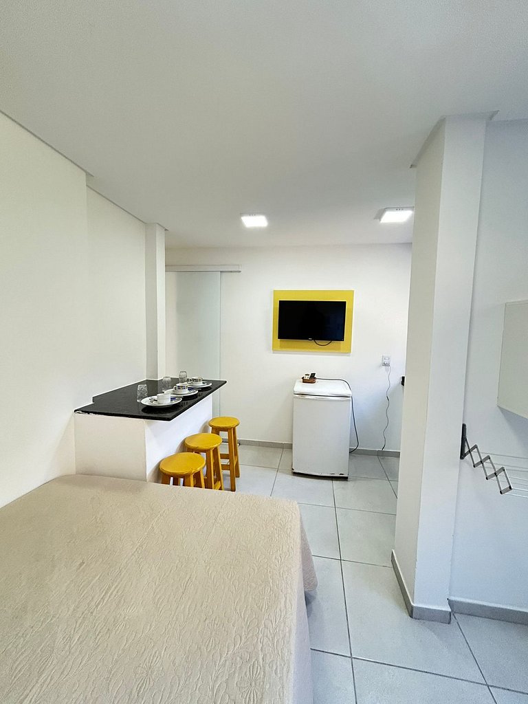 Apartamento em Canto Grande a apenas 90 metros da praia, no