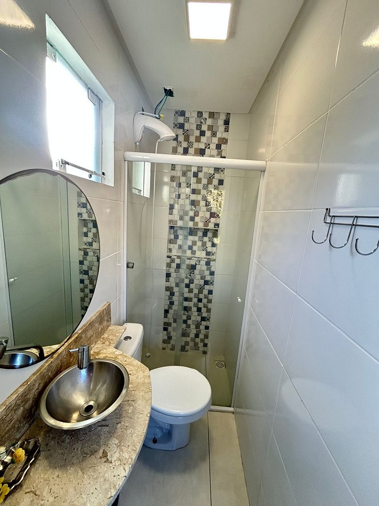Apartamento em Canto Grande a apenas 90 metros da praia, no