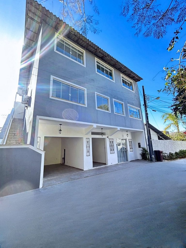 Apartamento em Canto Grande a 90 metros do mar (Residencial