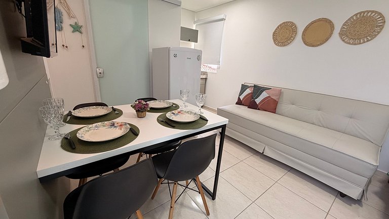 Apartamentos Canto Grande a 90 metros da praia no Residencia