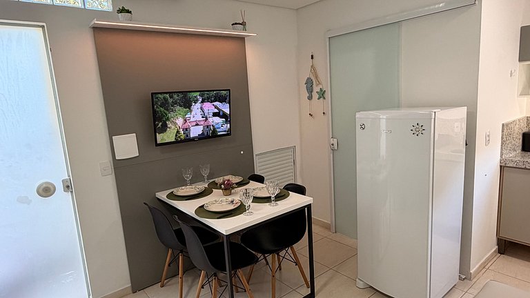 Apartamentos Canto Grande a 90 metros da praia no Residencia
