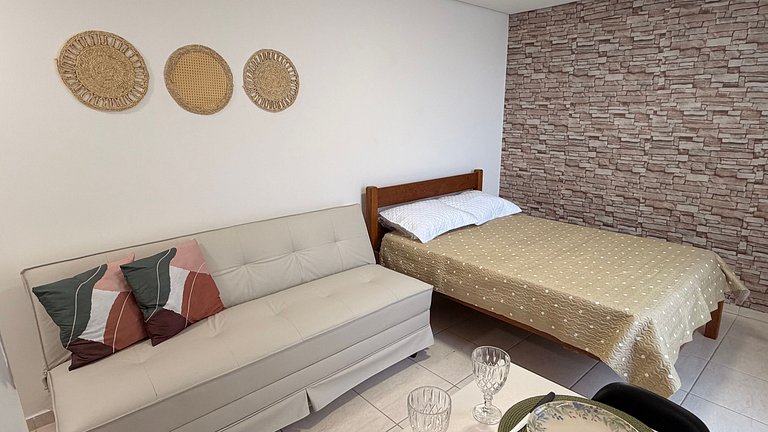 Apartamentos Canto Grande a 90 metros da praia no Residencia
