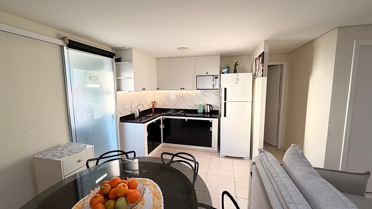 Apartamento em Canto Grande a 90 metros do mar (Residencial