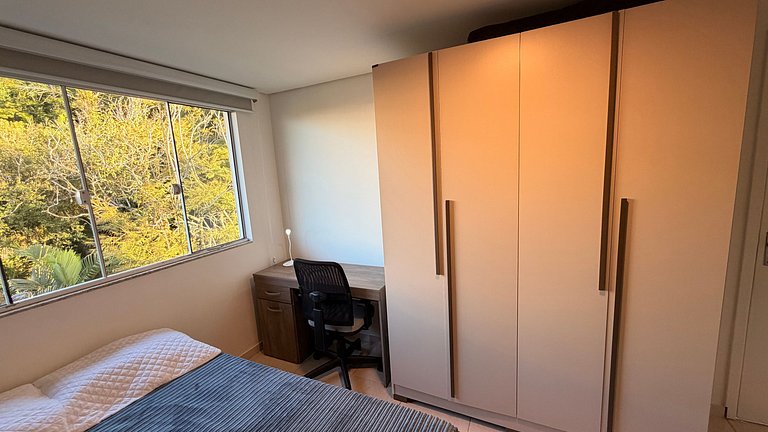 Apartamento em Canto Grande a 90 metros do mar (Residencial