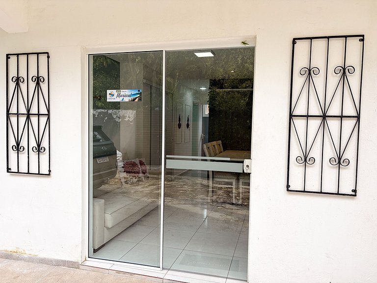 Apartamento em Canto Grande a 90 metros da praia (Residencia
